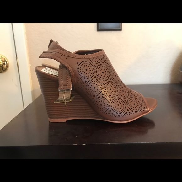 Wedges - Picture 2 of 5